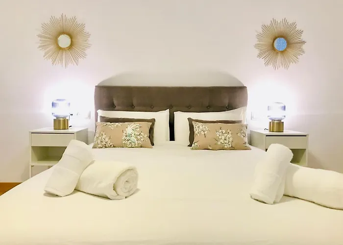 Gleaming & Well Located Apartment In Malaga Center