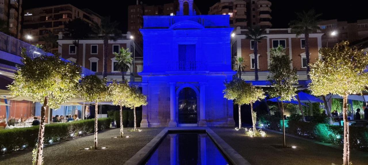Gleaming & Well Located In Center Malaga