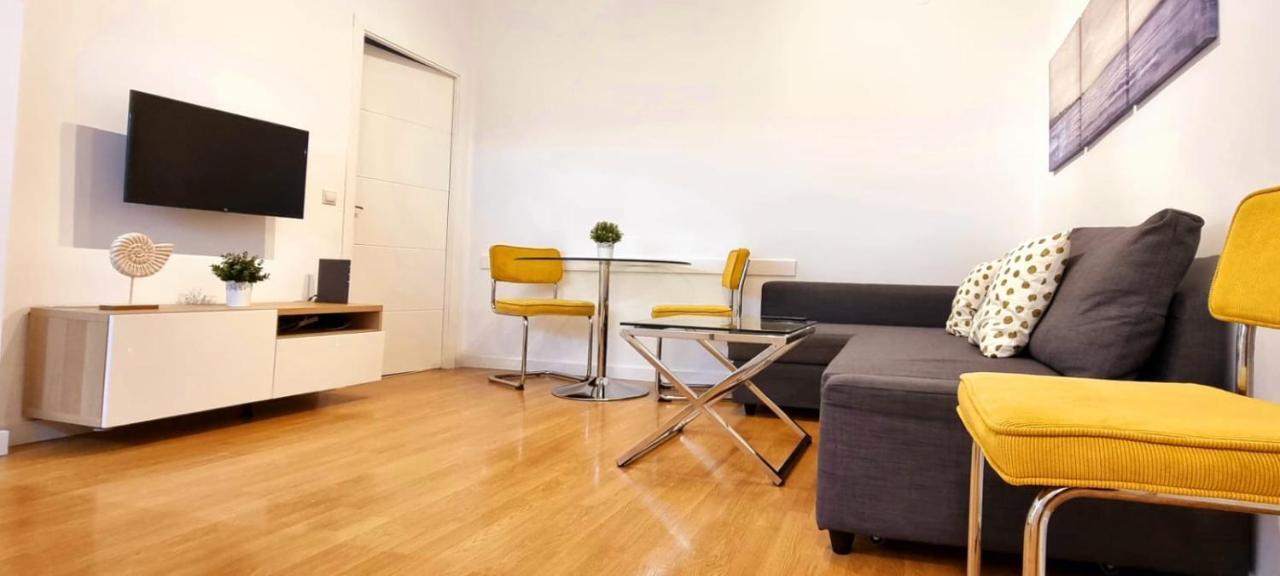 Gleaming & Well Located In Center Apartment Malaga